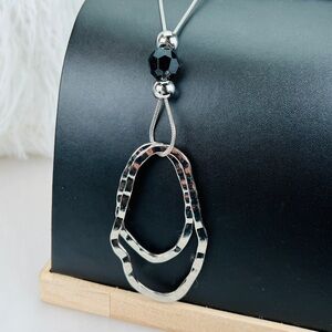 Hammered Silvertone and black long LOFT pendant necklace